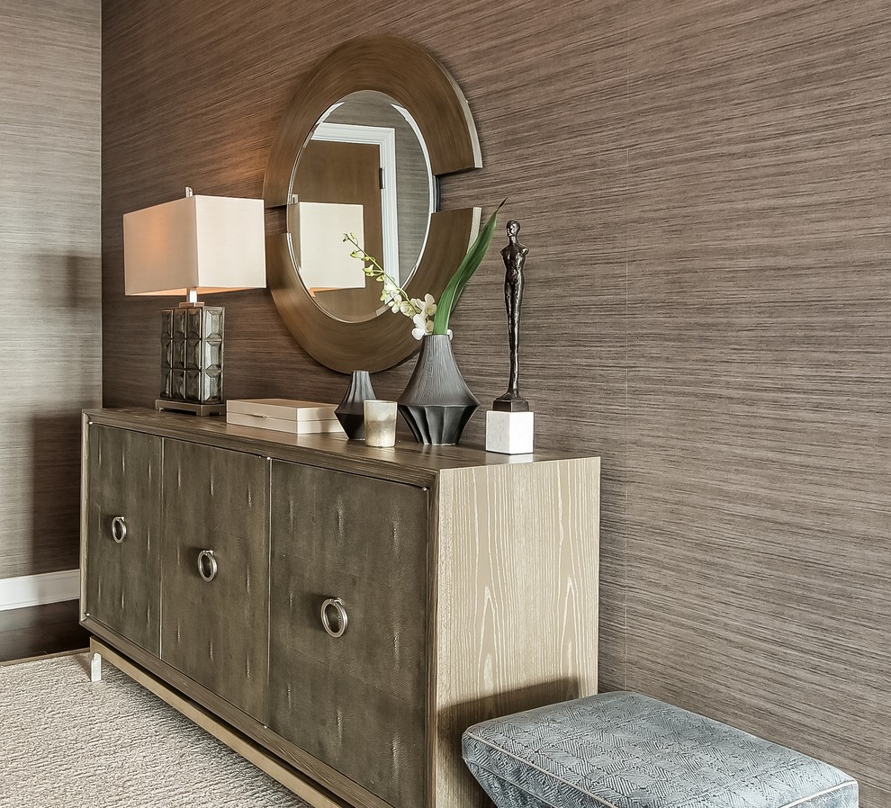Entryway - transitional entryway idea in Columbus