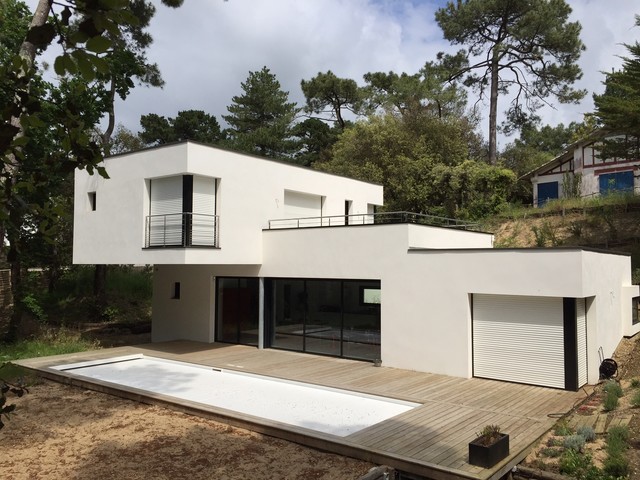 MAISON DANS LA DUNE contemporary-deck