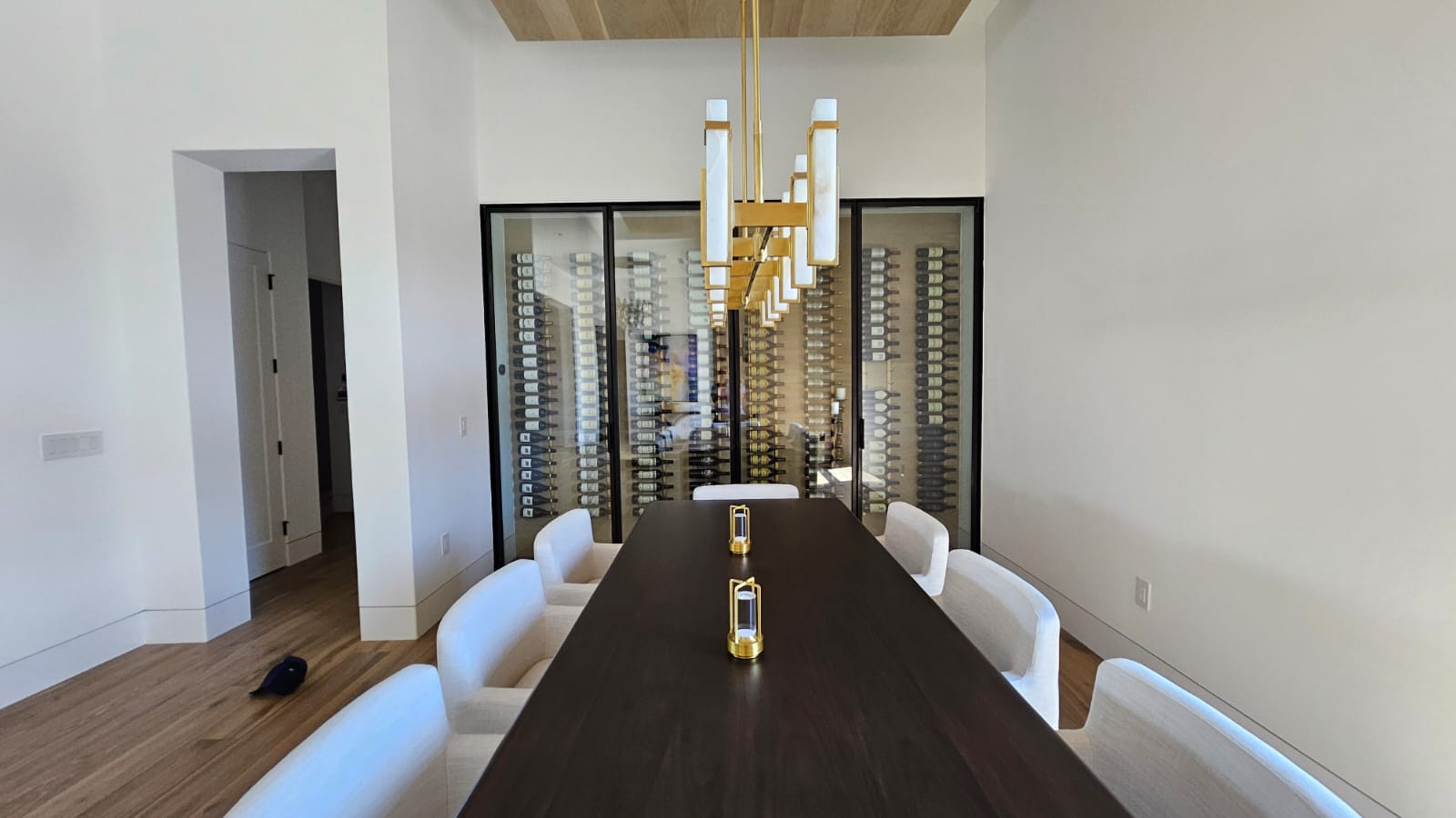 WINE ROOMS