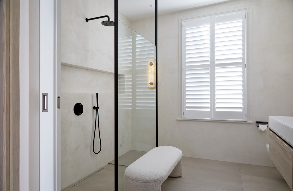 Ispirazione per una stanza da bagno padronale moderna di medie dimensioni
