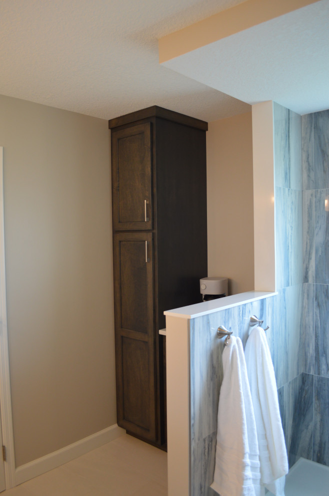 Gleason Farms Owner's Bath with Walk-in Shower