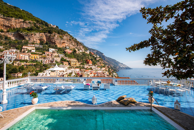 Villa Dora - Terrazza con Piscina klassisk-pool