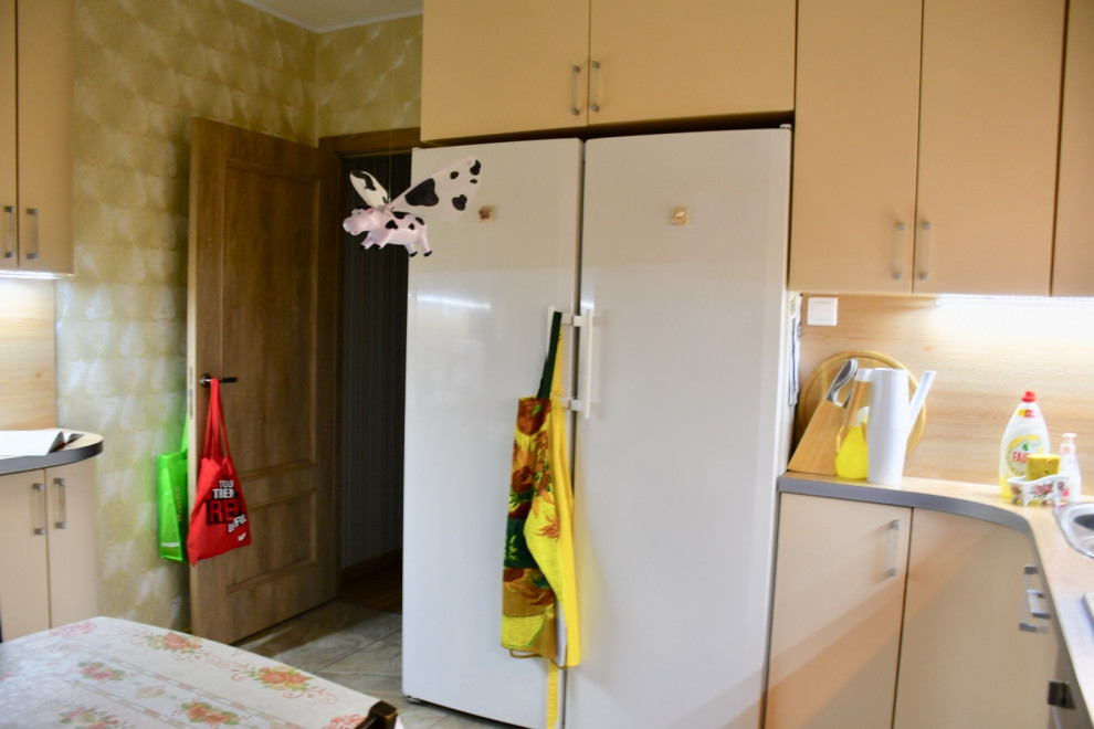 Бежевое солнце