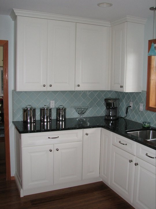 Inspiration for a transitional kitchen remodel in Seattle
