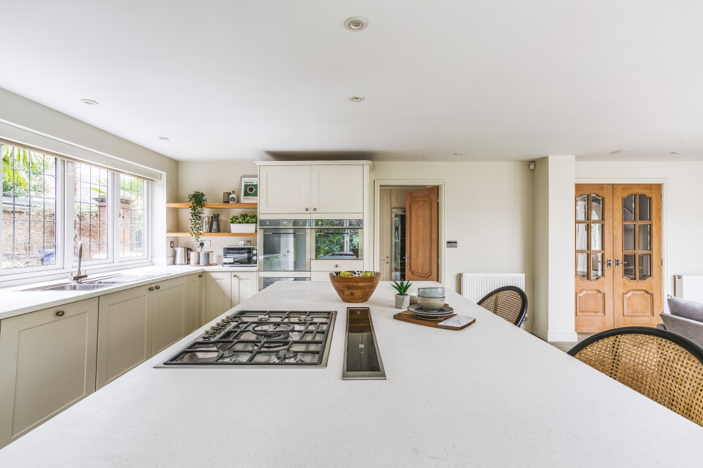 Staged to Sell - Part Furnished - Project Dovestone Gardens