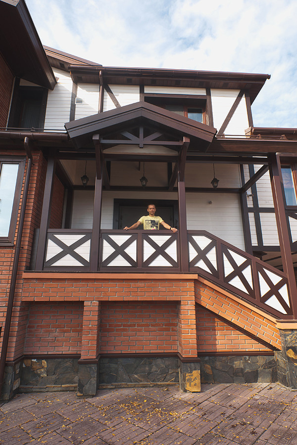 Дом на озере