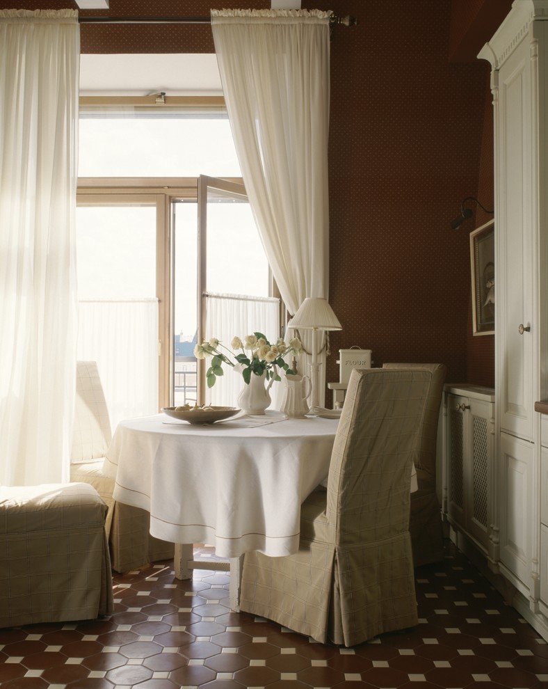 Несложная квартира белыми стихами