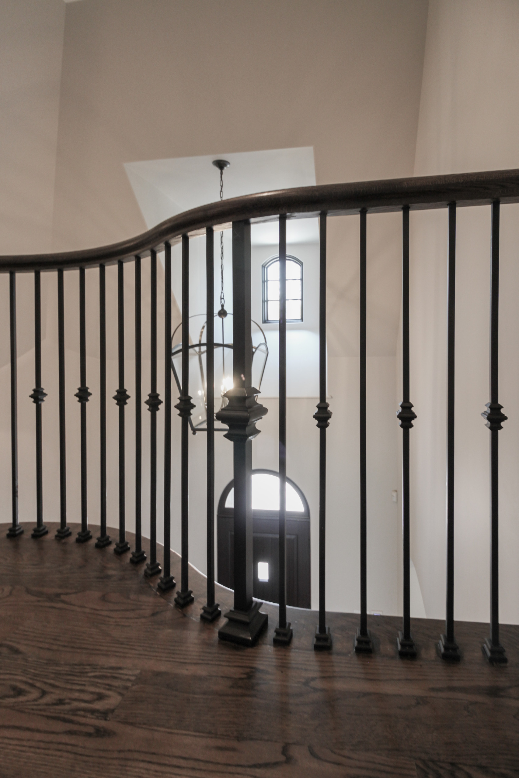 86_ Gorgeous Floating Curved Staircase, McLean VA 22066