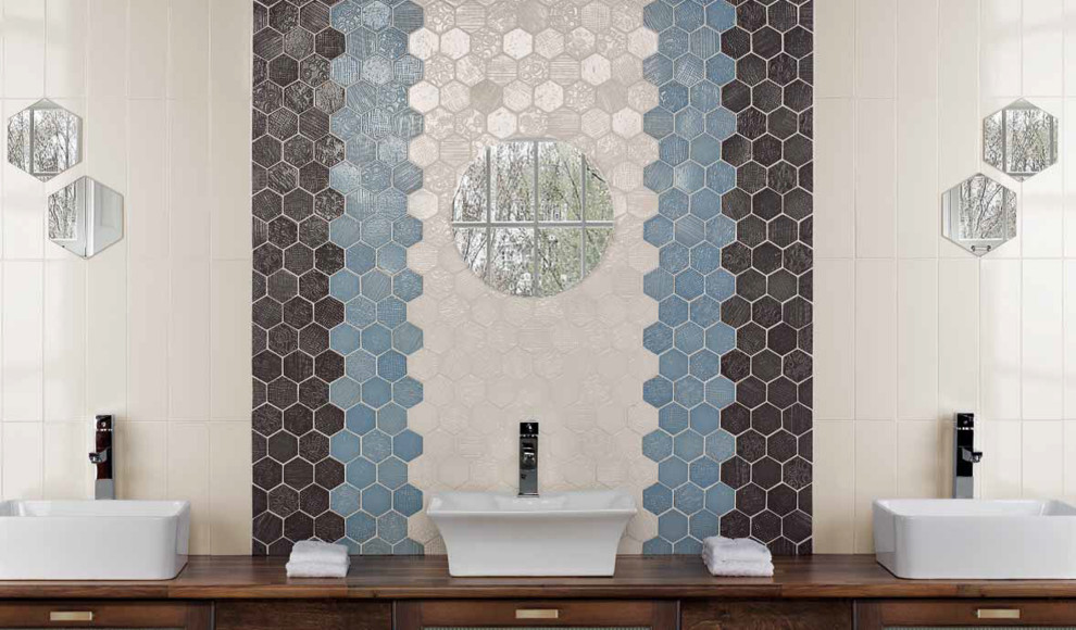 Transitional home design photo in New York