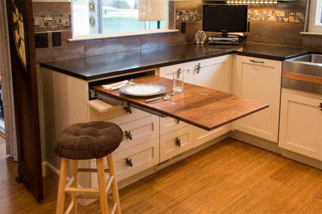 Small Kitchen make over eclettico-cucina