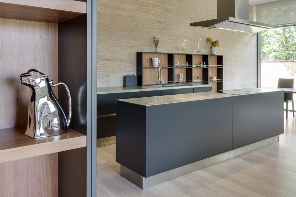 Кухня черного цвета