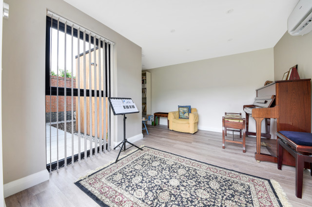 Brentwood, Essex - Bespoke Garden Room Music Studio living-room
