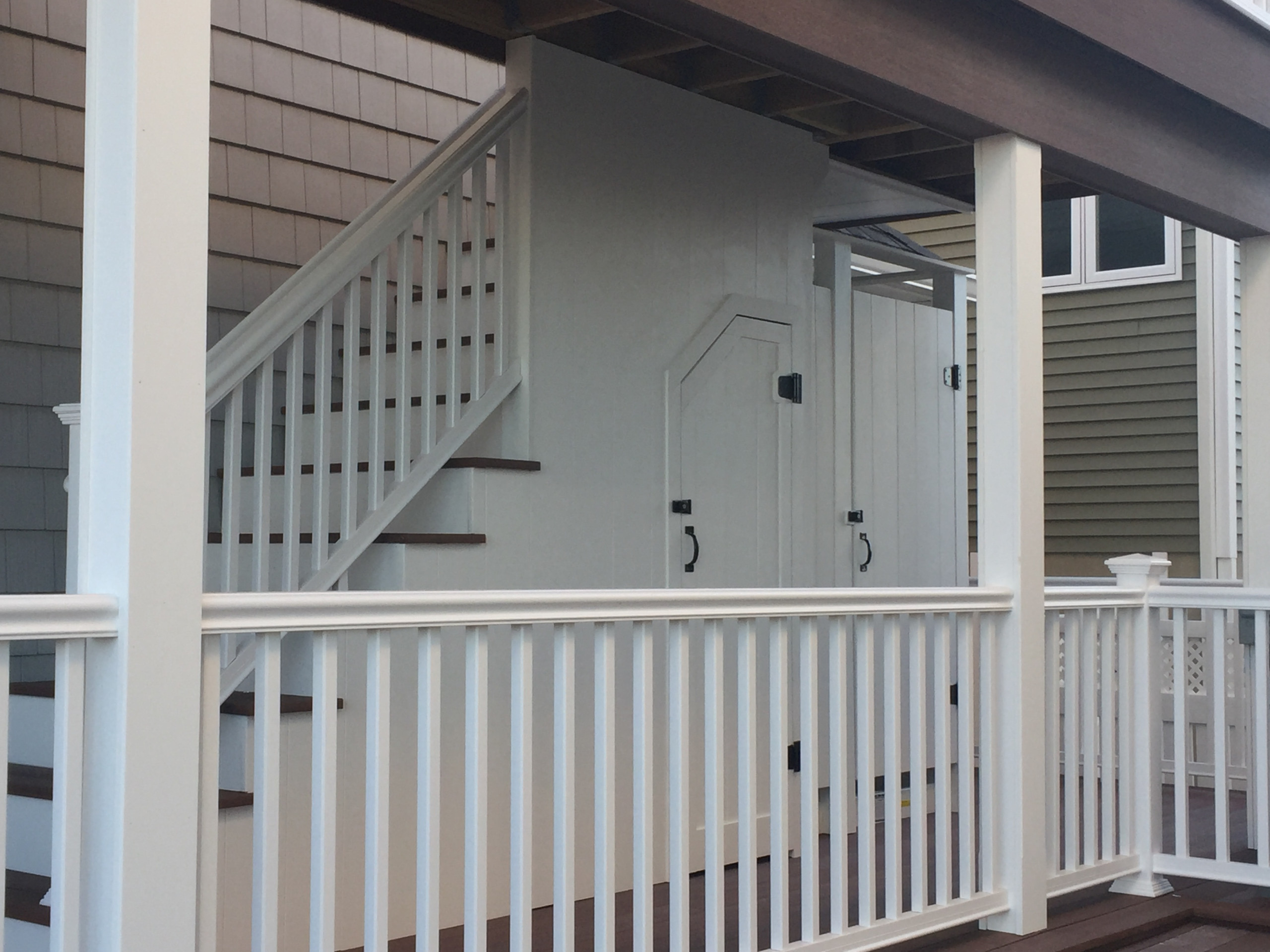 custom exterior carpentry