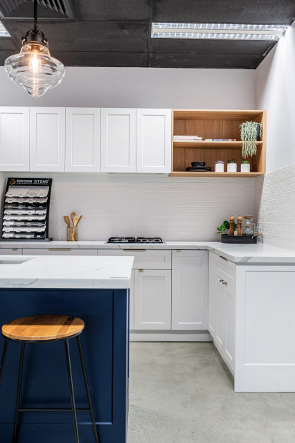 Kitchen with Subway Tile Feature Wall cuisine