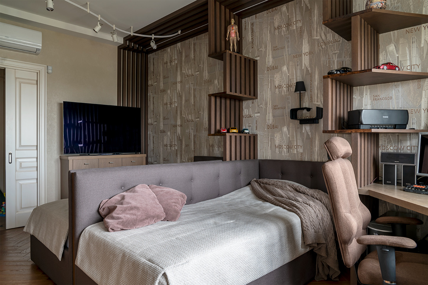 Металлургов