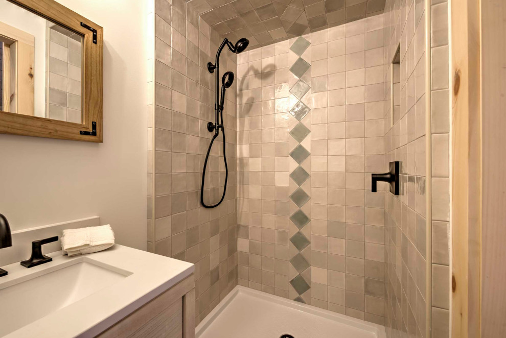 Guest Bathroom - West Dover, VT
