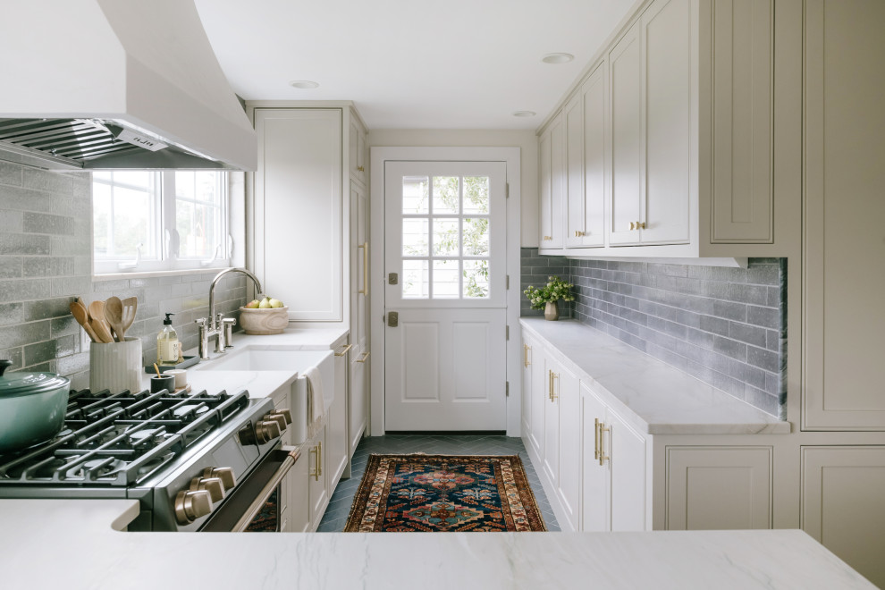 Design ideas for a transitional kitchen in Seattle.