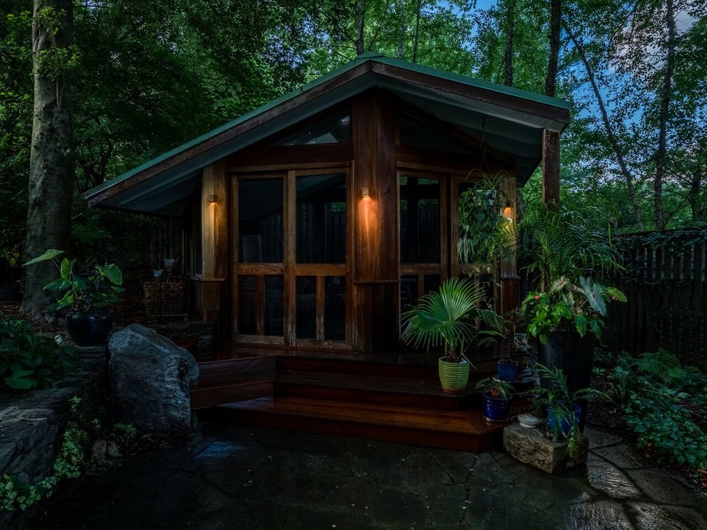 Example of a mountain style deck design in DC Metro