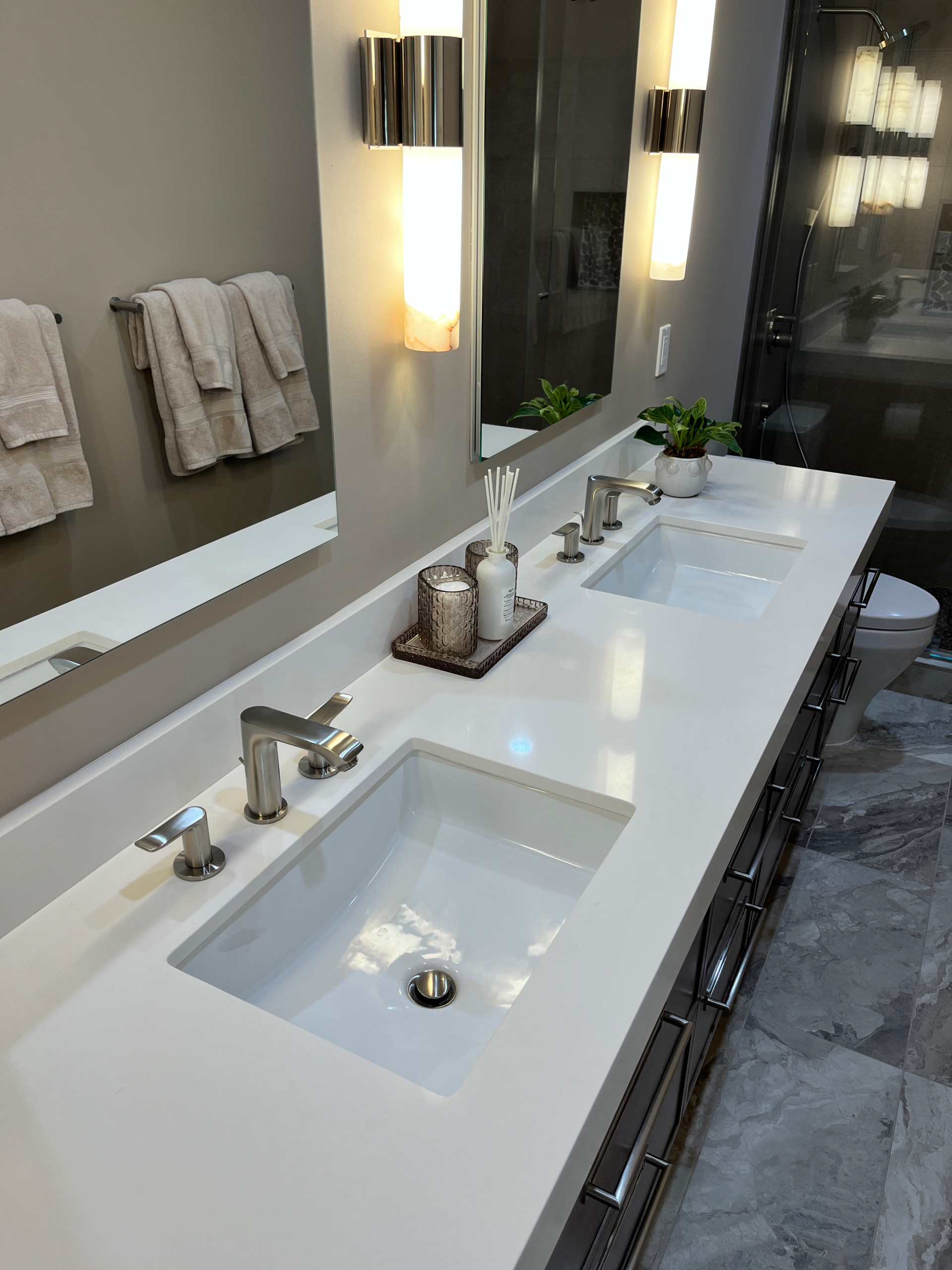 Novato |  Contemporary Bathroom Remodel