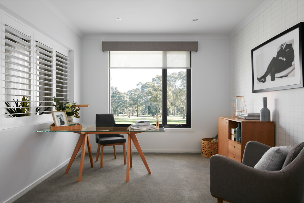 This is an example of a home office in Melbourne.
