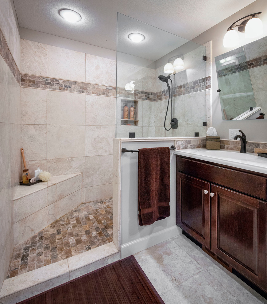 Bathroom - transitional bathroom idea