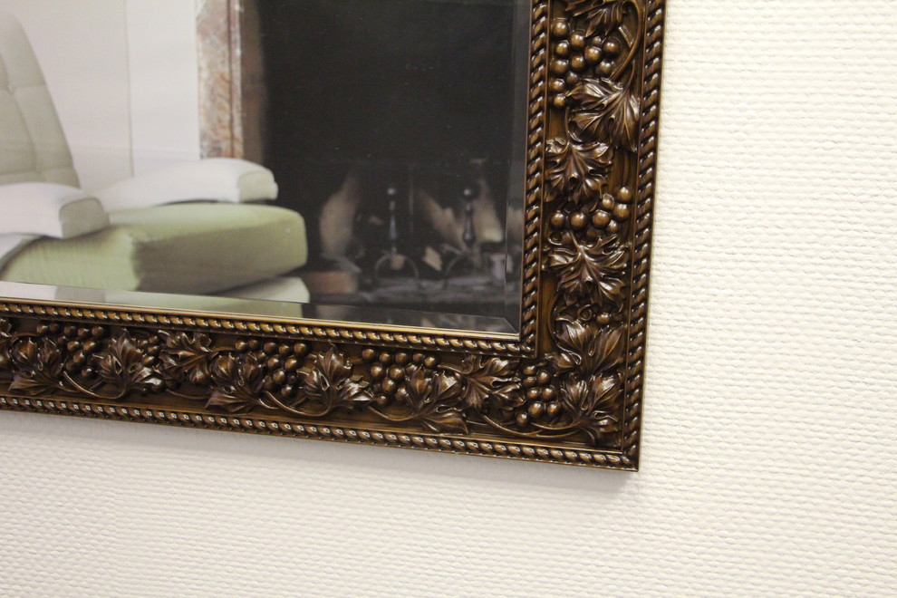 Зеркала в раме
