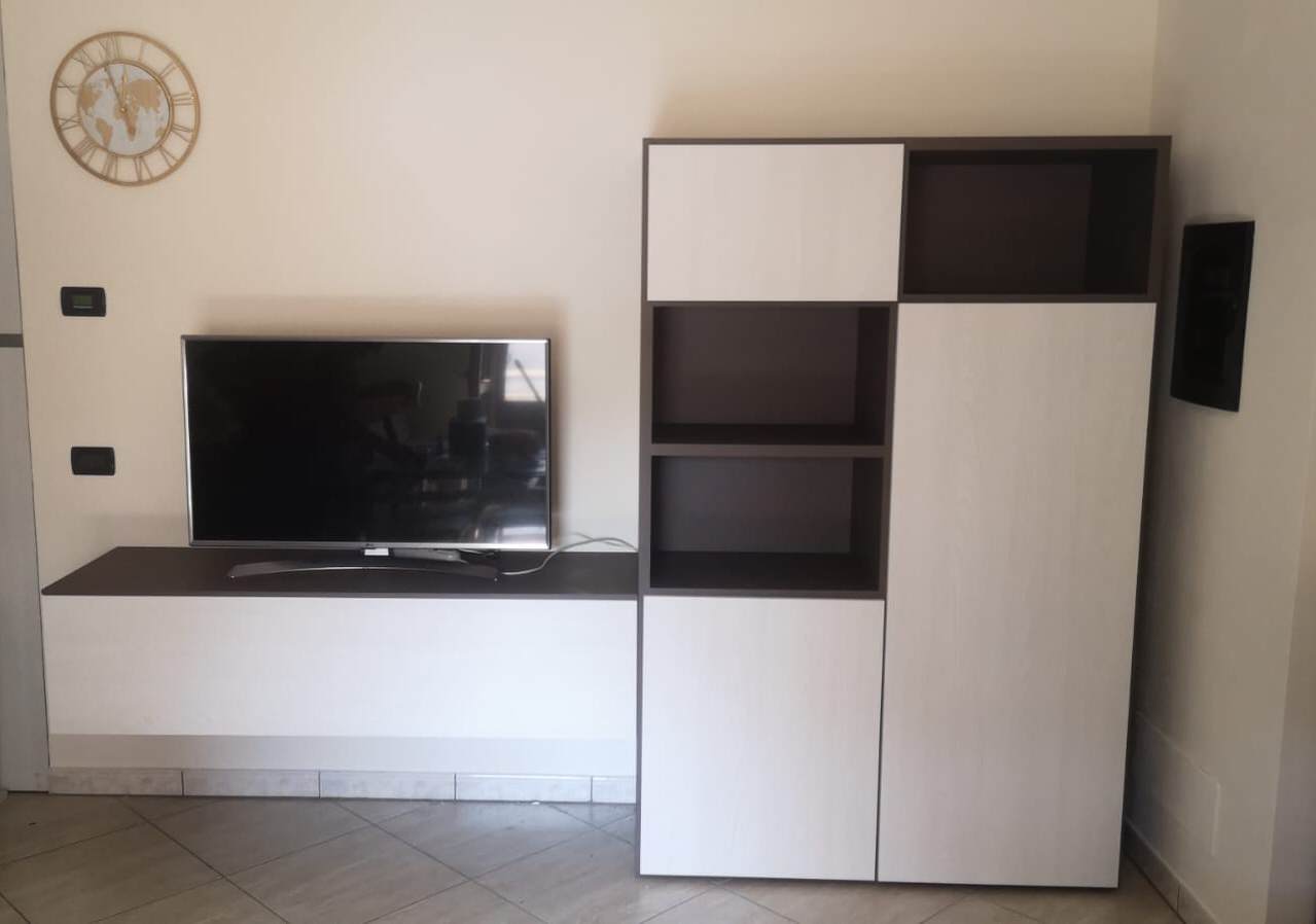 Parete soggiorno struttura Dekor Bronzo e anta Olmo Sbiancato