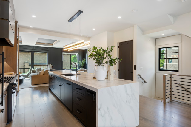 End Unit - Modern Luxury Rowhome | Heritage Place Naperville, IL contemporary-kitchen