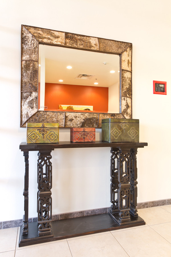 Example of a mountain style hallway design in Austin