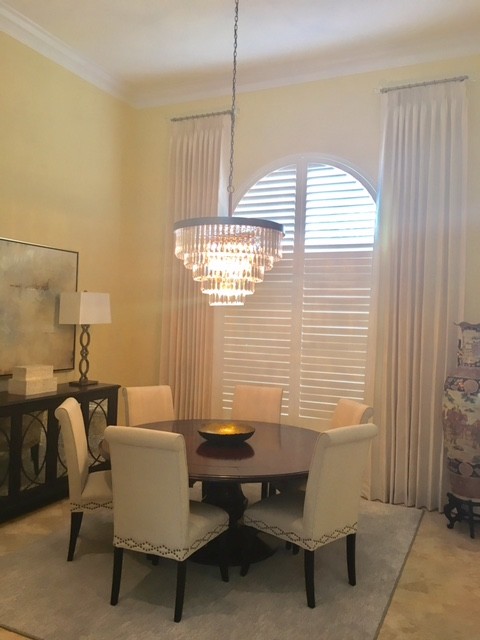 Home design - transitional home design idea in Miami
