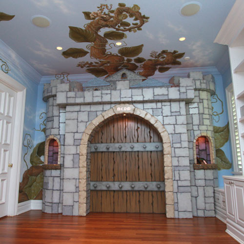 This is an example of a traditional kids' room in Richmond.
