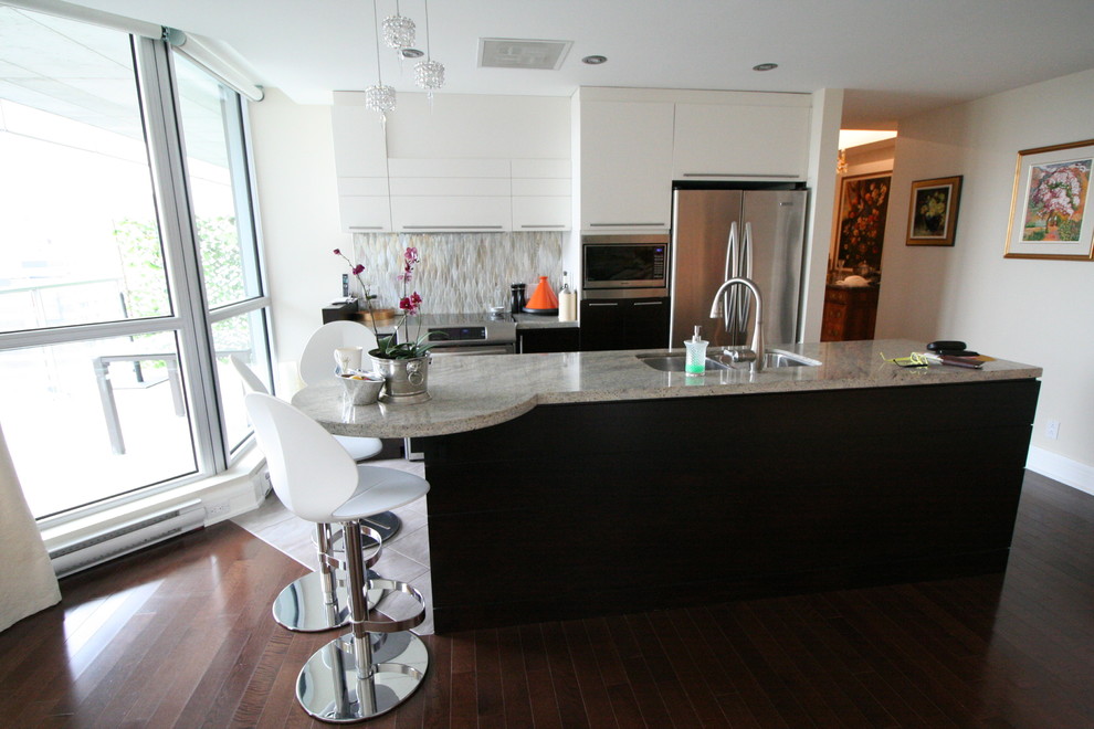 New Decor at Le Crystal - Transitional - Kitchen ...