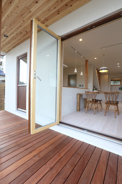 Dear wonderful world nordico-terraza-y-balcon