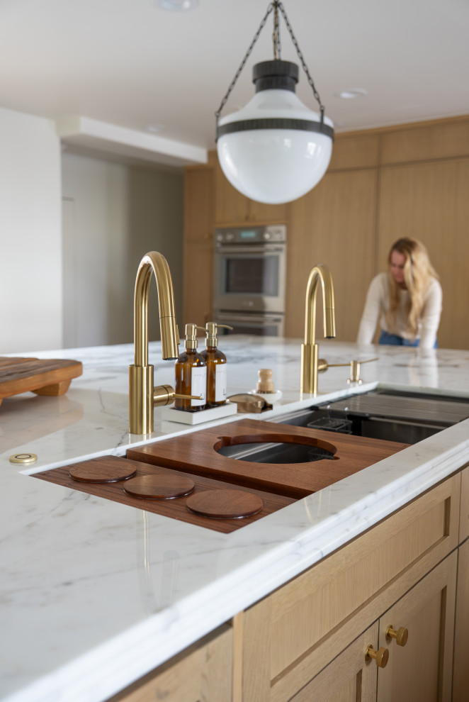 Inspiration for a transitional kitchen remodel in Orange County