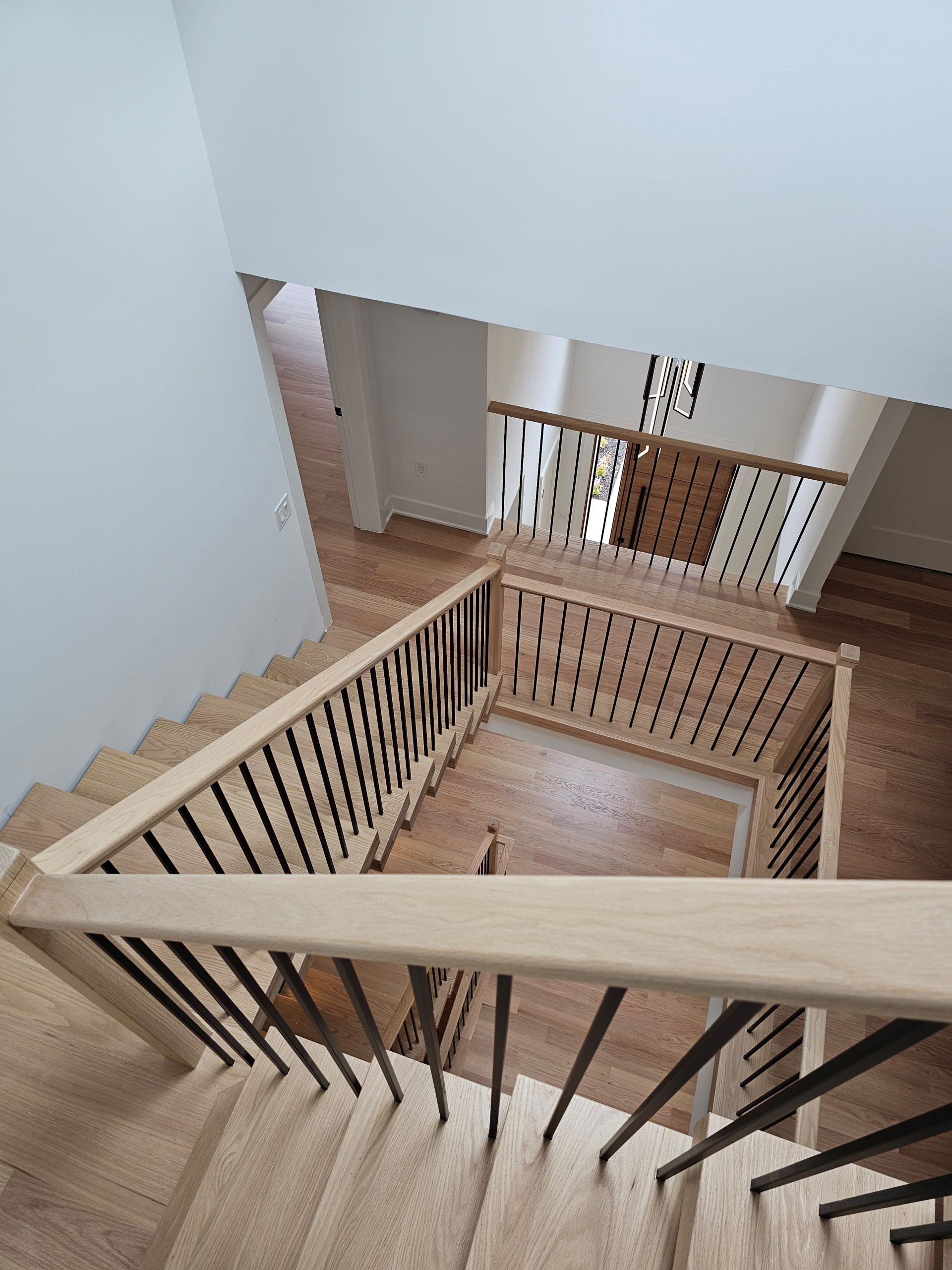124_Contemporary Luxury White Oak and Steel Design, Vienna, VA 22180
