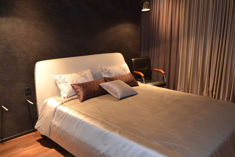 Спальня для девушки в кофейно-жемчужных оттенках