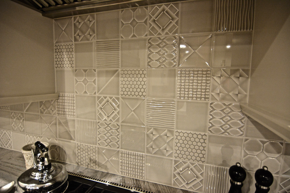 Example of a transitional kitchen design in Indianapolis