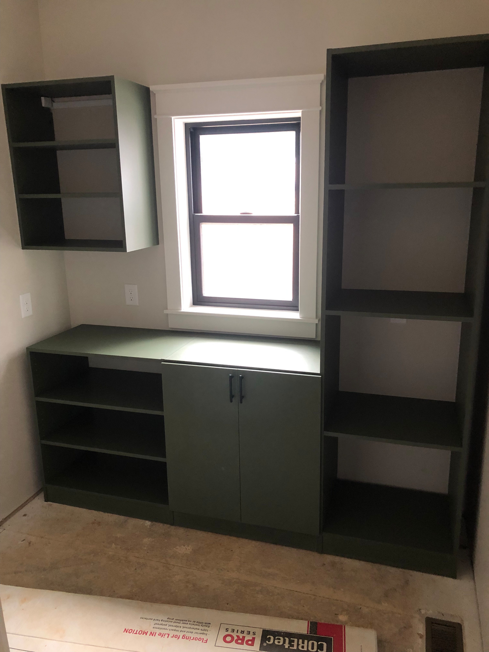 Smoke Green Walk-in Pantry