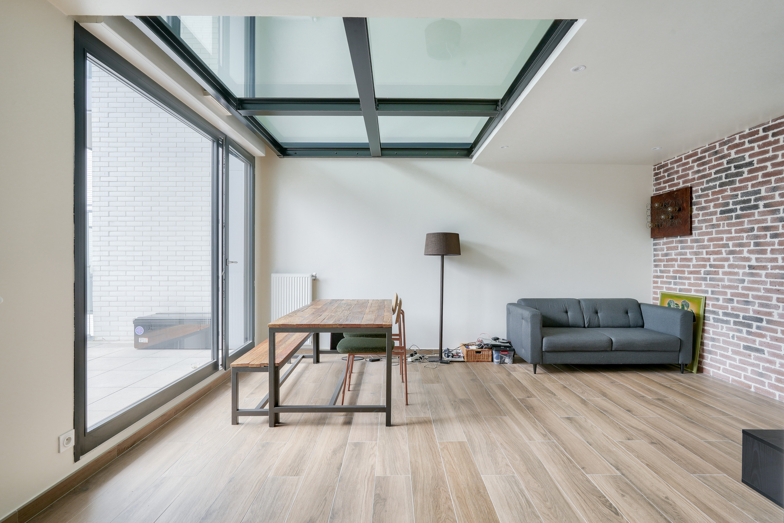 Création d'une mezzanine vitrée