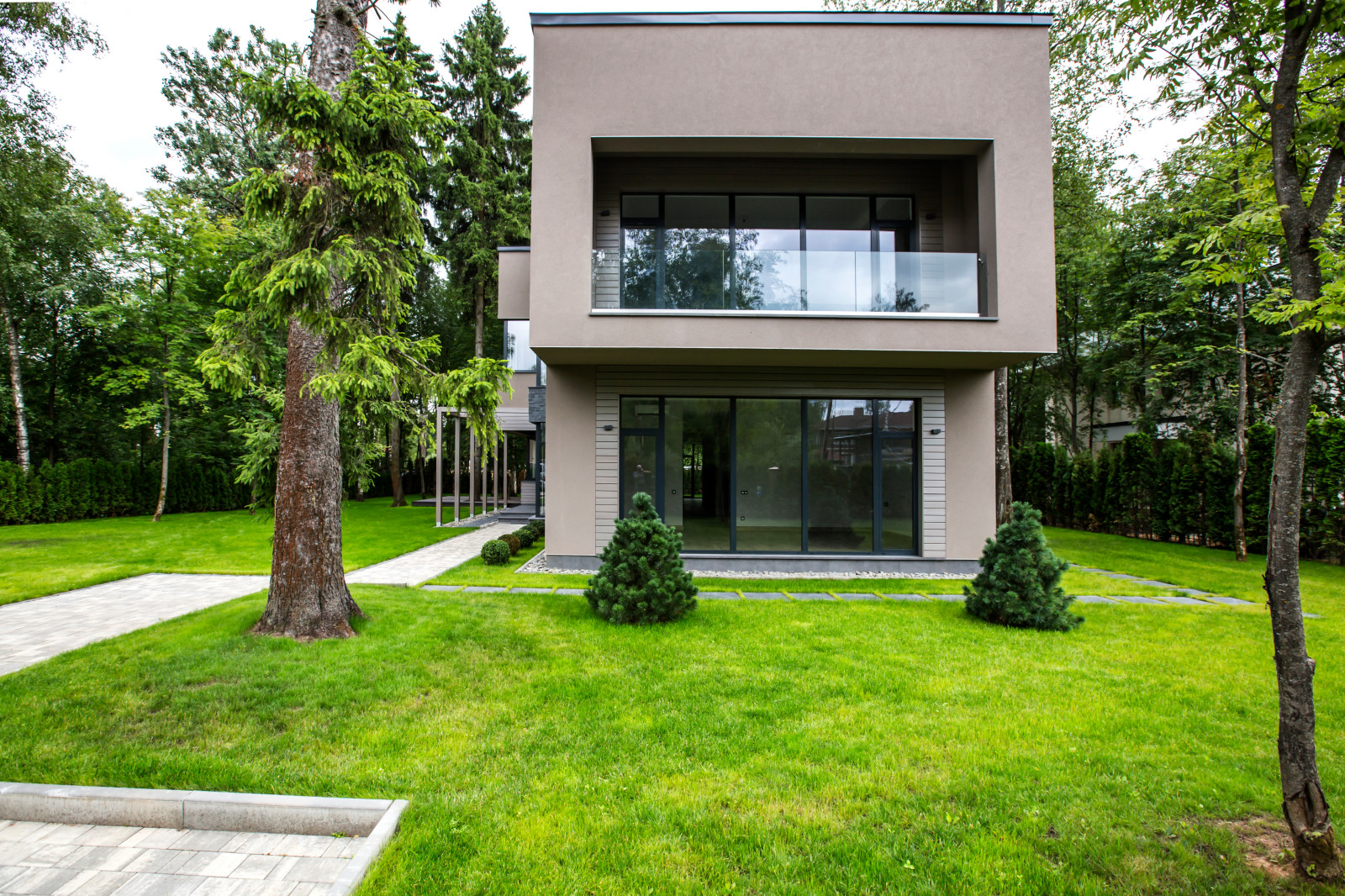 Современный дом в подмосковье