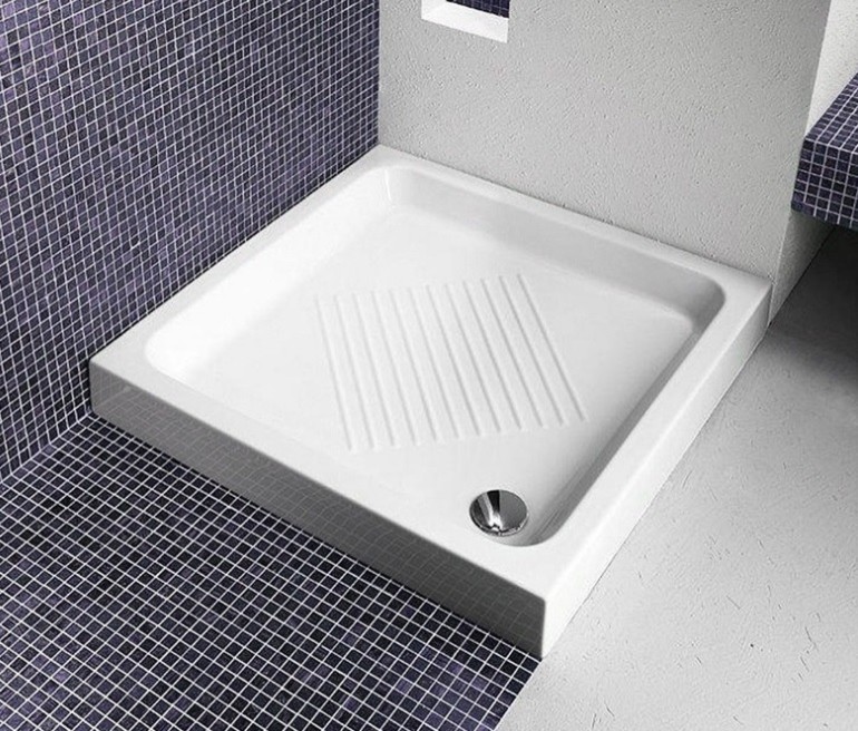 Поддоны для душа 90 на 90