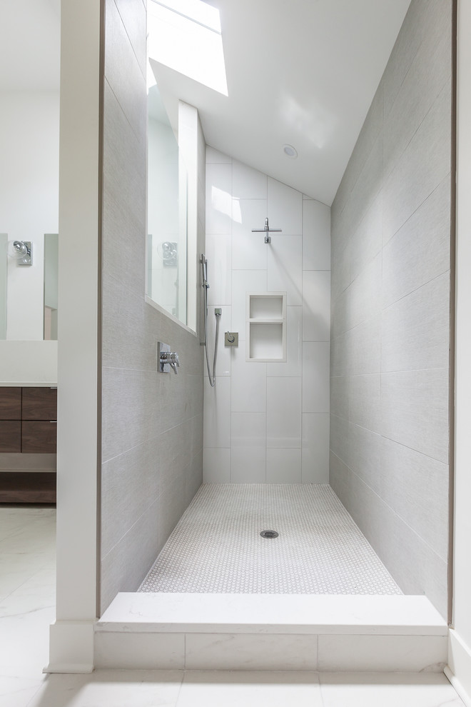 Expansive transitional master bathroom in Chicago with flat-panel cabinets, medium wood cabinets, a corner shower, a two-piece toilet, white walls, ceramic floors, an undermount sink, engineered quartz benchtops, white floor and an open shower.