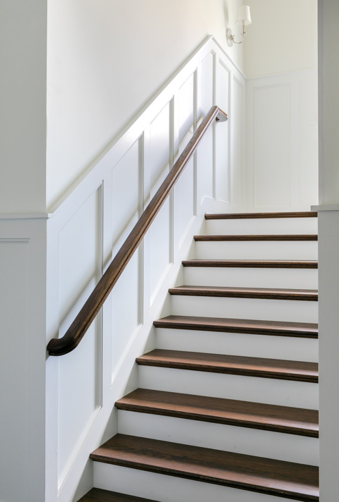 Design ideas for a beach style staircase in Jacksonville.