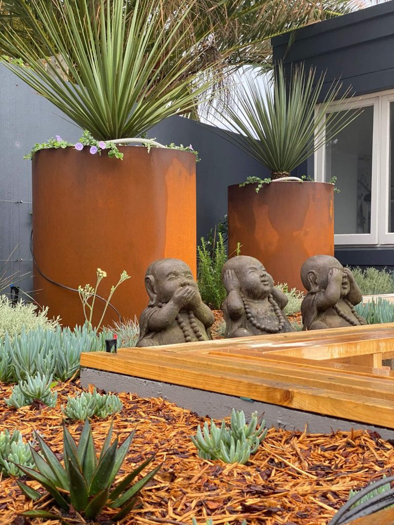 Giardini con un giardino in vaso e recinzione in legno - Foto, Idee, Design  - Gennaio 2024 | Houzz IT