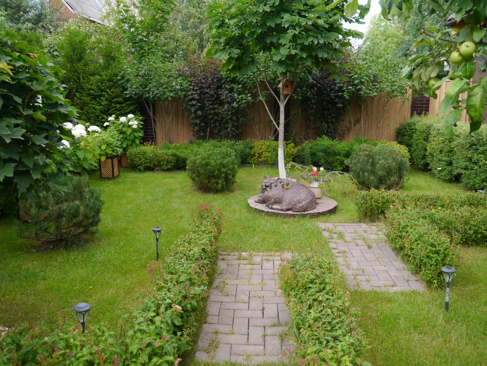 Дворик на 2-х сотках