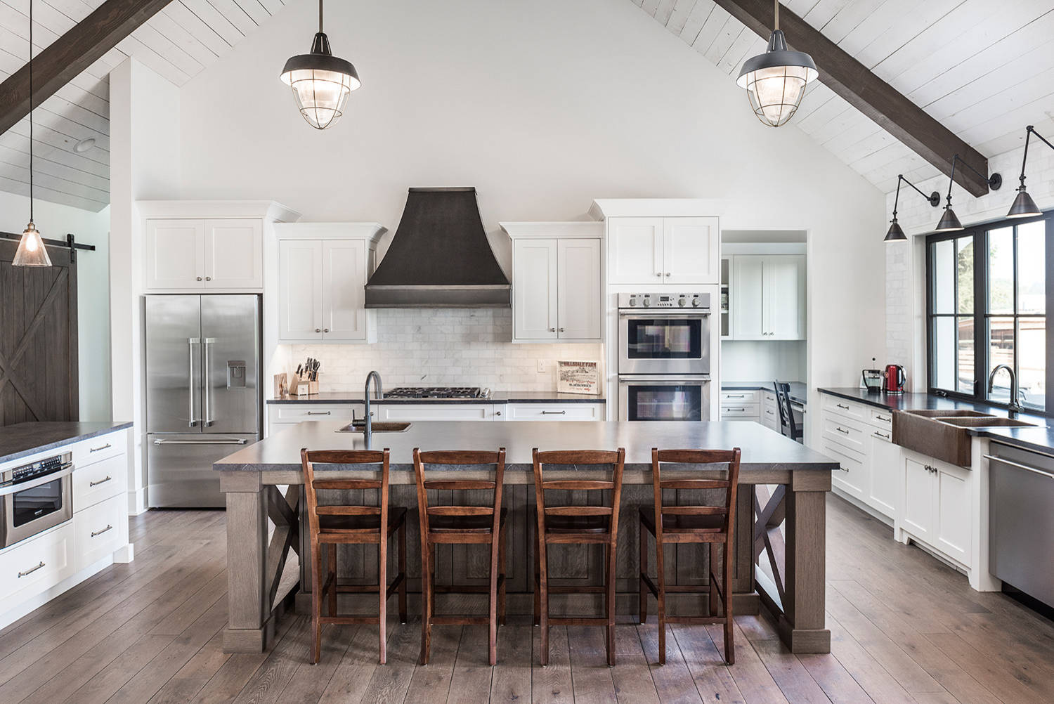 Vaulted Ceiling Farmhouse Kitchen Photos Houzz