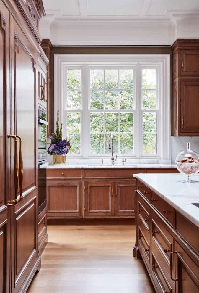 Kitchen - kitchen idea in Miami