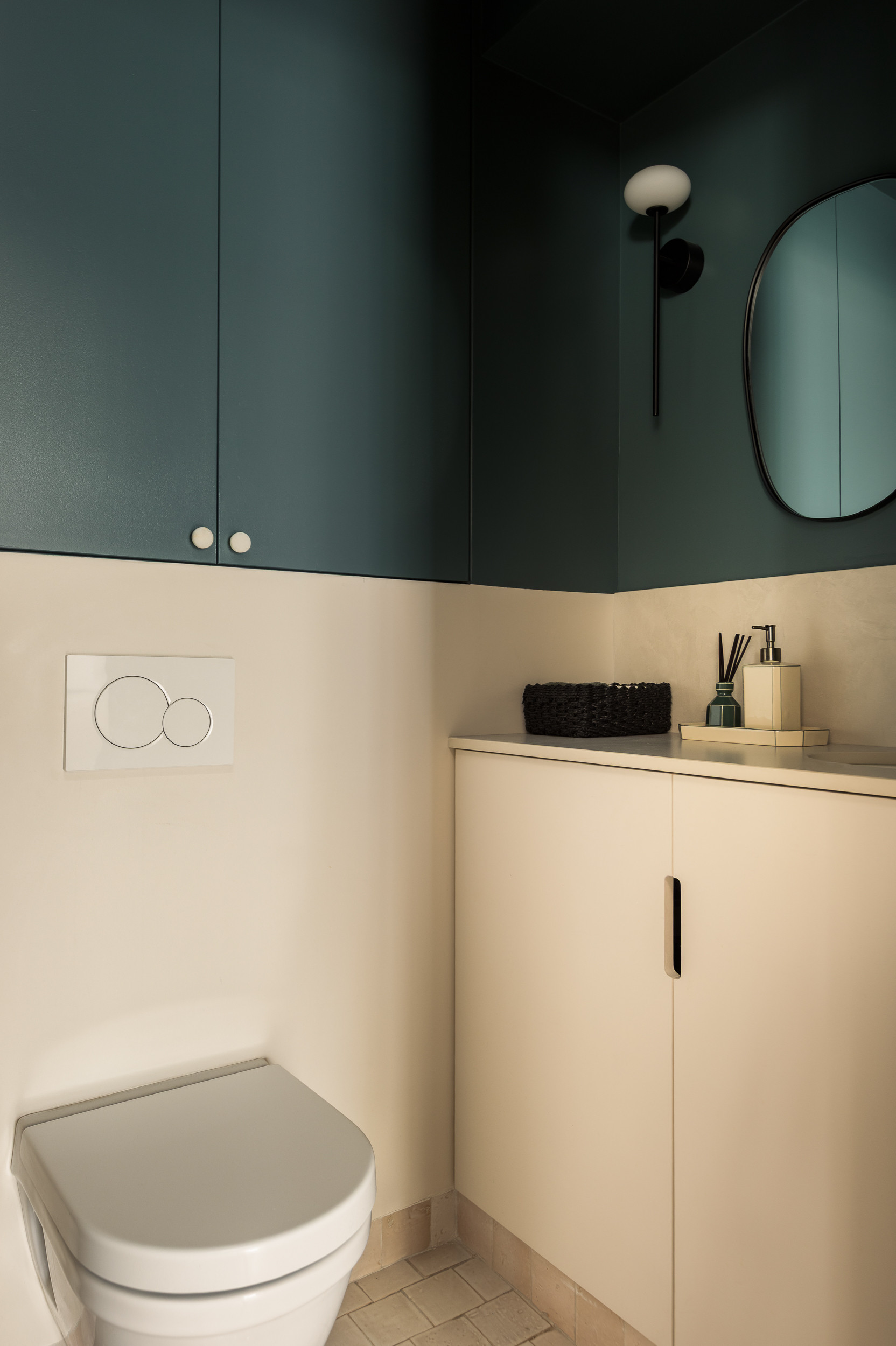 Réinventer les circulations dans un appartement parisien de 73 m² — Ménilmontant