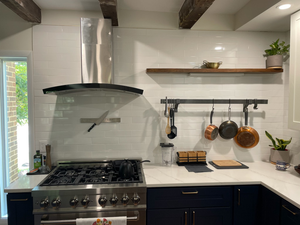 Modren kitchen and living room Renoavation
