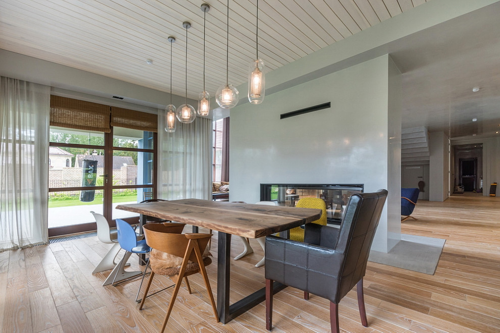 Стол из ореха 2400х1100